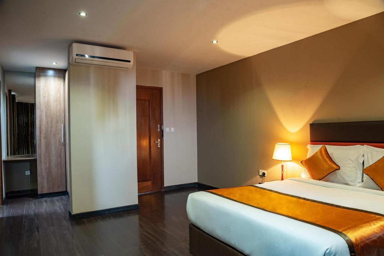 Tagore Apartments Kampala Esterno foto